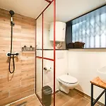Lägenhet Apartma N'poznam Zupa